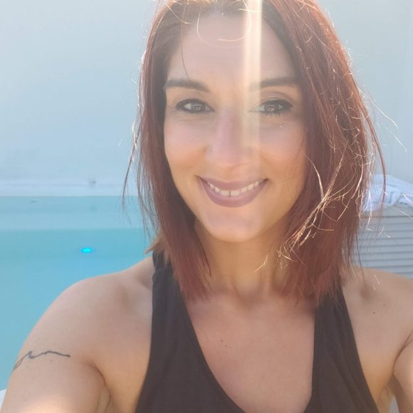 Meet your Posher, Jessica - Picture 3 of 11